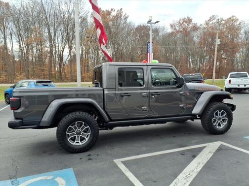 2024 Jeep Gladiator Mojave
