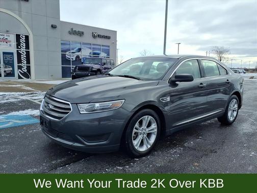 2018 Ford Taurus SE