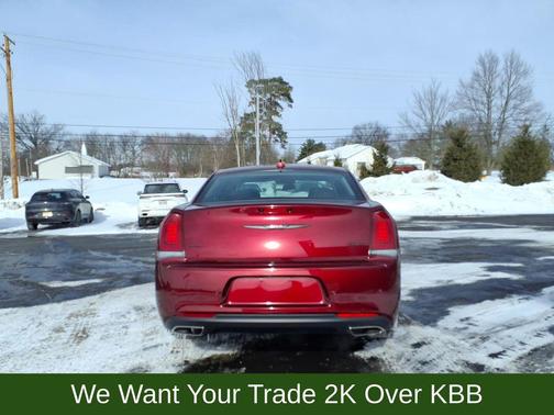 2023 Chrysler 300 Touring L