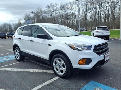 Oxford White 2019 Ford Escape S
