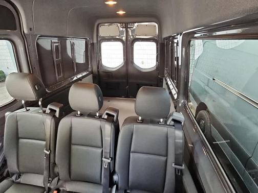 2026 Mercedes-Benz Sprinter 2500 Standard Roof