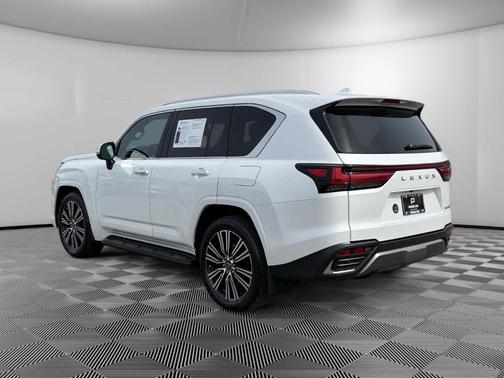 2024 Lexus LX 600 Luxury