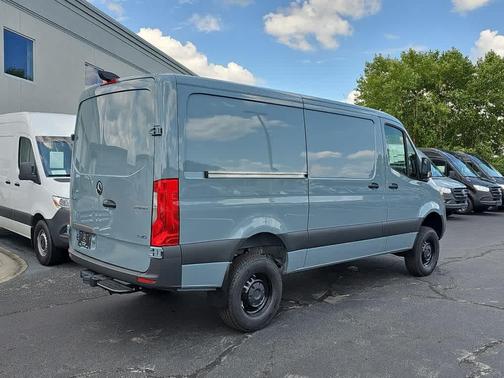 2025 Mercedes-Benz Sprinter 2500 