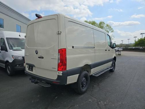 2025 Mercedes-Benz Sprinter 2500 