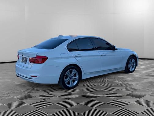 2017 BMW 330 i xDrive