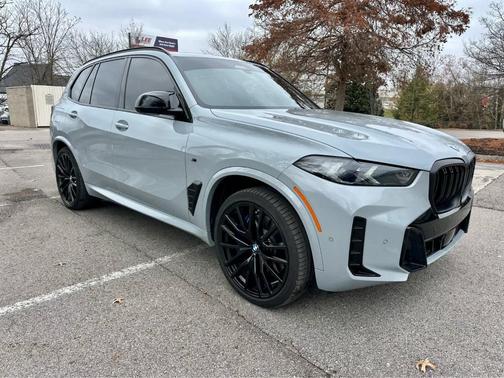 2025 BMW X5 M60i