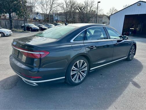 2021 Audi A8 L 60