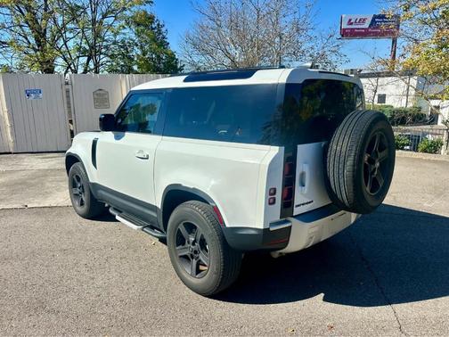 2022 Land Rover Defender 90 Standard