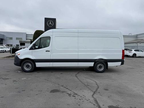 2025 Mercedes-Benz Sprinter 2500