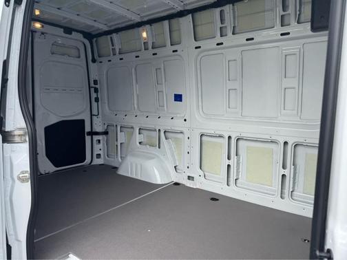 2025 Mercedes-Benz Sprinter 2500