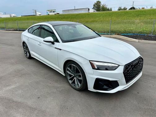 2024 Audi A5 Sportback S line Premium