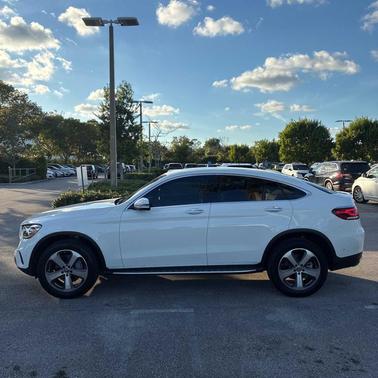 2022 Mercedes-Benz GLC 300 4MATIC Coupe