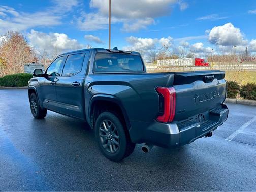 2023 Toyota Tundra Platinum