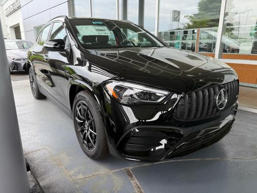 2025 Mercedes-Benz AMG GLA 35 Base