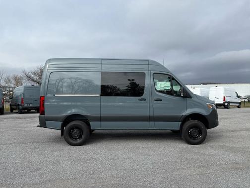 2026 Mercedes-Benz Sprinter 2500 Standard Roof