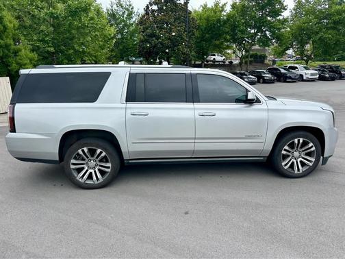 Quicksilver Metallic 2018 GMC Yukon XL Denali