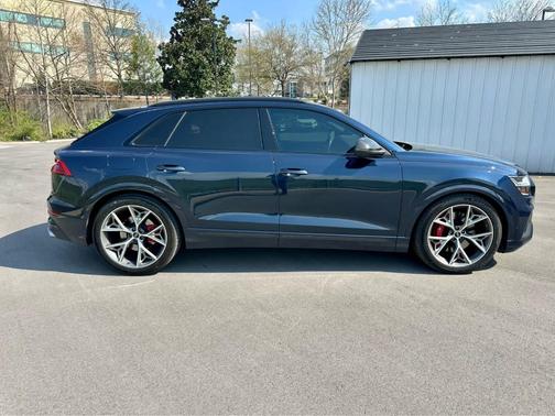 Waitomo Blue Metallic 2023 Audi SQ8 4.0T quattro Premium Plus