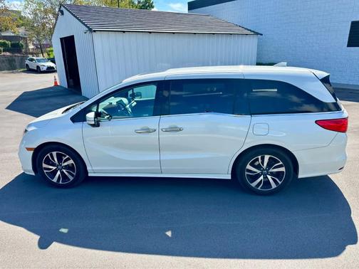 2018 Honda Odyssey Elite