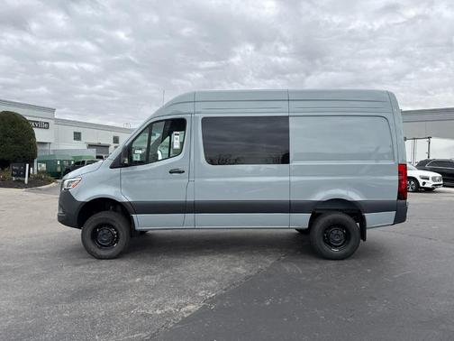 2026 Mercedes-Benz Sprinter 2500 Standard Roof