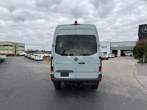 2026 Mercedes-Benz Sprinter 2500 Standard Roof