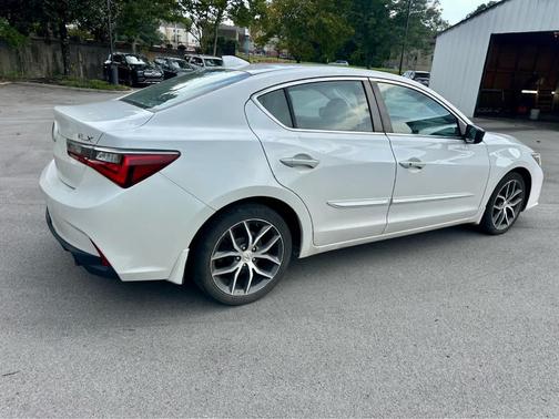 Platinum White Pearl 2020 Acura ILX Technology Package