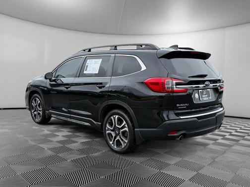 Crystal Black Silica 2023 Subaru Ascent Limited 7-Passenger