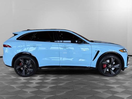 Chalk Blue 2026 Jaguar F-PACE SVR 575 Edition