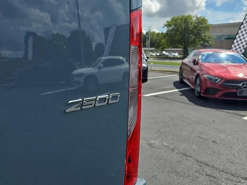 2026 Mercedes-Benz Sprinter 2500 