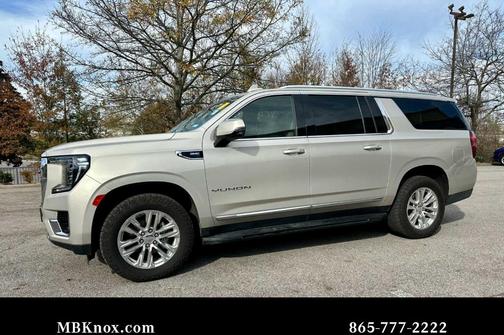 2022 GMC Yukon XL SLT