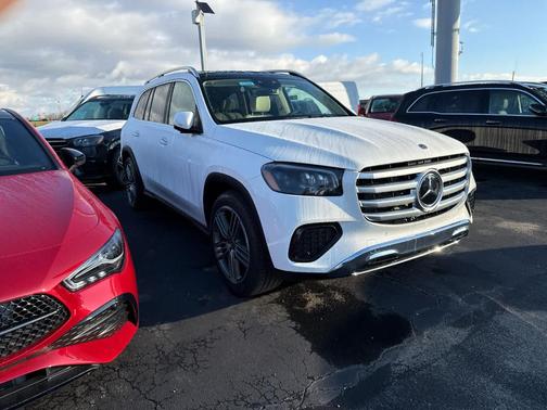 2026 Mercedes-Benz GLS 450 4MATIC