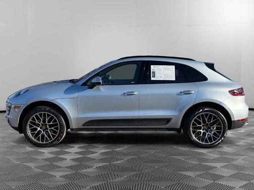 2018 Porsche Macan 