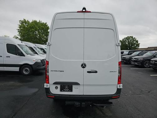 2024 Mercedes-Benz Sprinter 2500