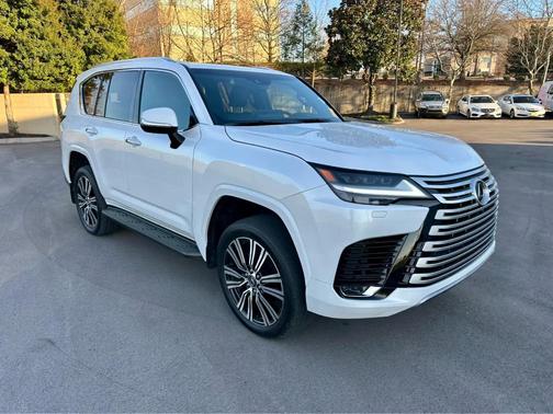 2024 Lexus LX 600 Luxury