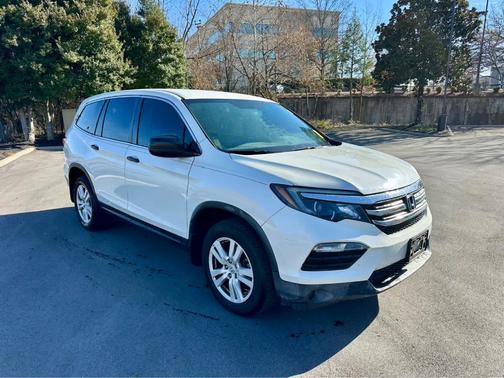 2017 Honda Pilot LX
