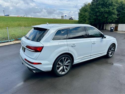 2021 Audi SQ7 4.0T Premium Plus