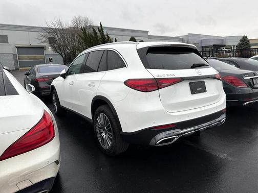 2026 Mercedes-Benz GLC 300 Base 4MATIC