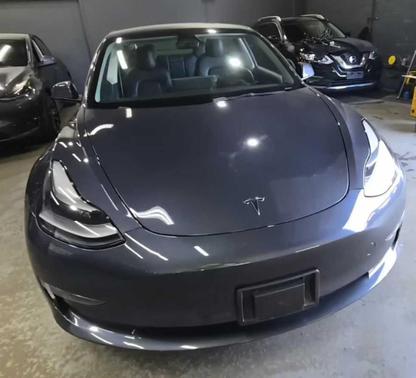 Midnight Silver Metallic 2023 Tesla Model 3 Base