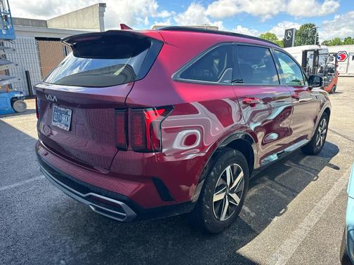 2023 Kia Sorento EX
