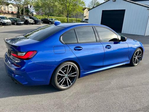 Portimao Blue Metallic 2021 BMW 330 i xDrive