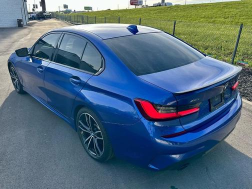 Portimao Blue Metallic 2021 BMW 330 i xDrive