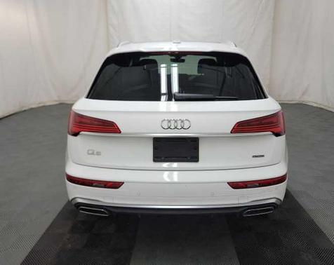 2022 Audi Q5 45 S line Premium Plus