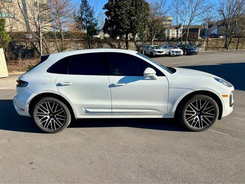 2023 Porsche Macan S