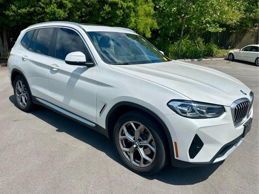 Mineral White Metallic 2023 BMW X3 xDrive30i