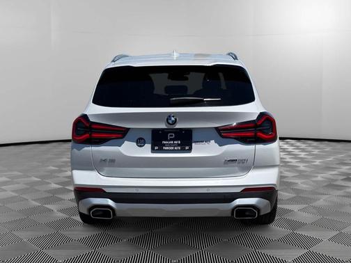 Mineral White Metallic 2023 BMW X3 xDrive30i