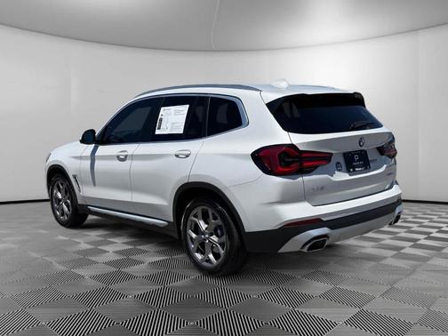 Mineral White Metallic 2023 BMW X3 xDrive30i