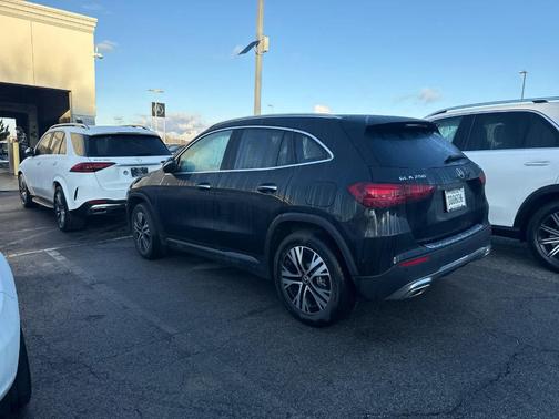2026 Mercedes-Benz GLA 250 Base 4MATIC