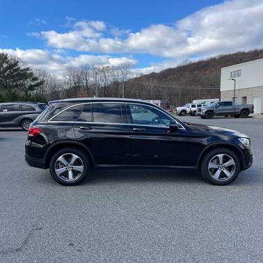 2022 Mercedes-Benz GLC 300 Base 4MATIC