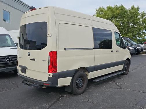2023 Mercedes-Benz Sprinter 2500