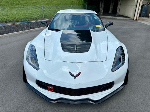 Arctic White 2016 Chevrolet Corvette Z06