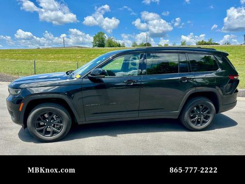 Diamond Black 2024 Jeep Grand Cherokee L Laredo